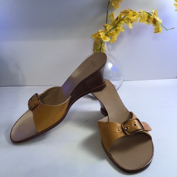 Leather COACH yellow mustard sandals 👡 size 10 - Picture 8 of 11